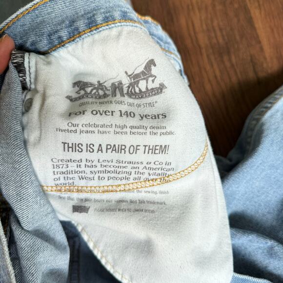 Levi’s 505 Jeans Light Wash Straight Leg Denim Men’s 36x30 - Picture 6 of 7